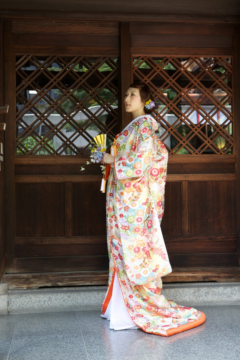 秋草刈柴文様 :: TAGAYA BRIDAL – 京都・大阪・神戸の結婚式レンタルドレス